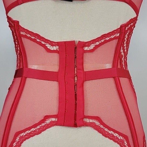 VICTORIA'S SECRET Semi-Sheer Mesh Lingerie With Garter Straps size 34C - Picture 7 of 10